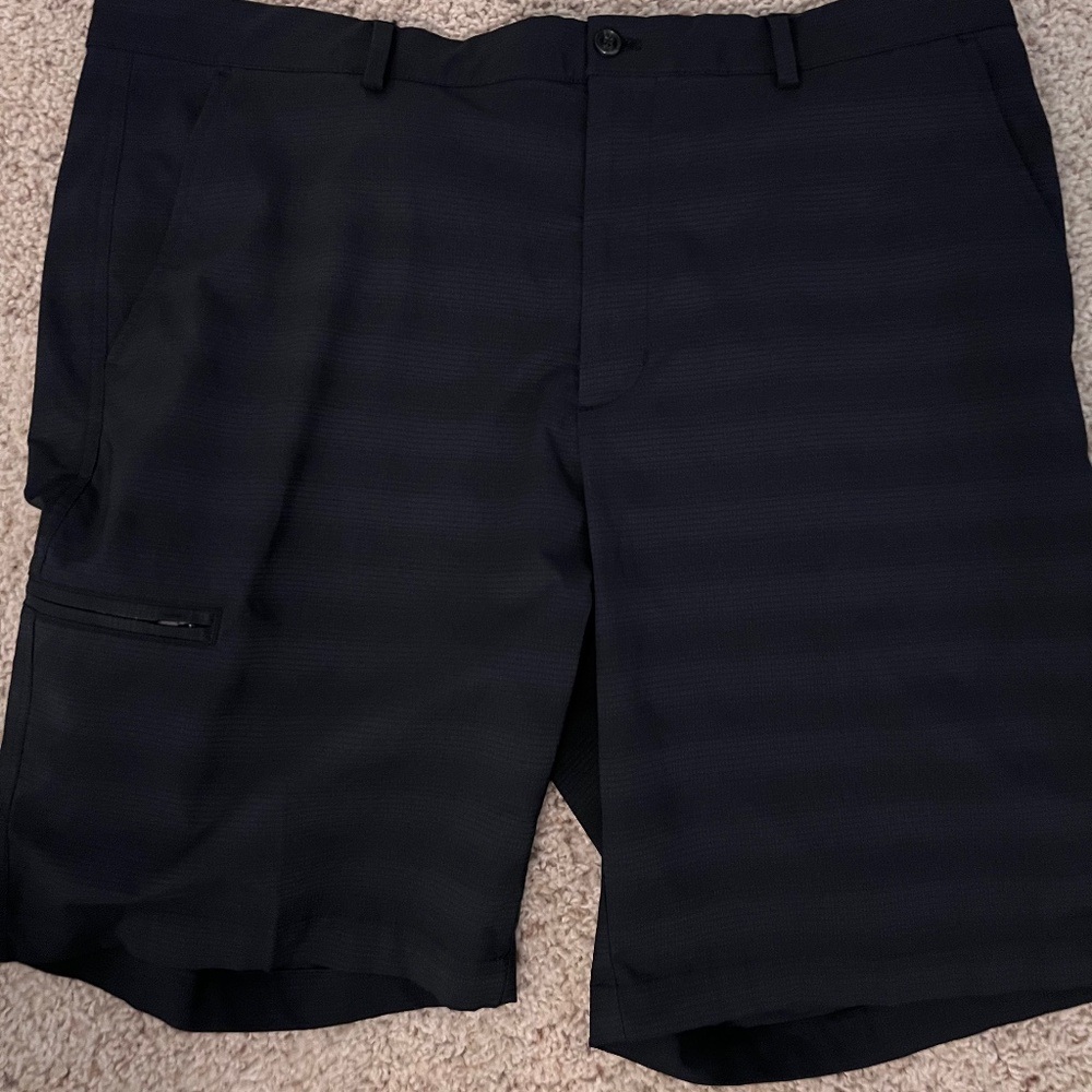 Greg Norman Men's Golf Shorts - Size 38W - Black & Faint Grey Stripes
